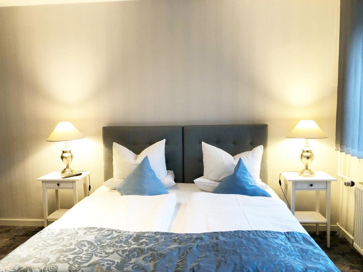 Hotel Kristall ヴァイスヴァッサー エクステリア 写真
