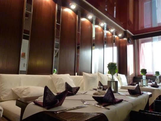 Hotel Kristall ヴァイスヴァッサー エクステリア 写真