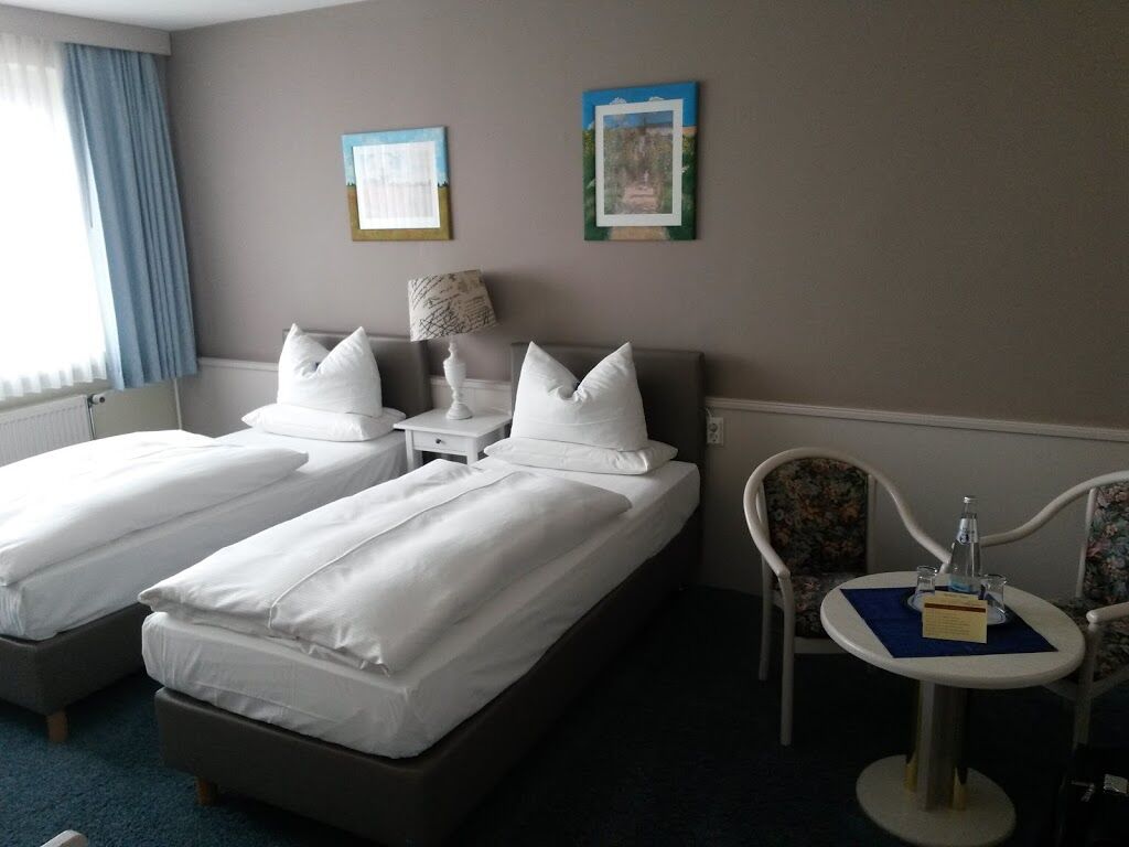 Hotel Kristall ヴァイスヴァッサー エクステリア 写真